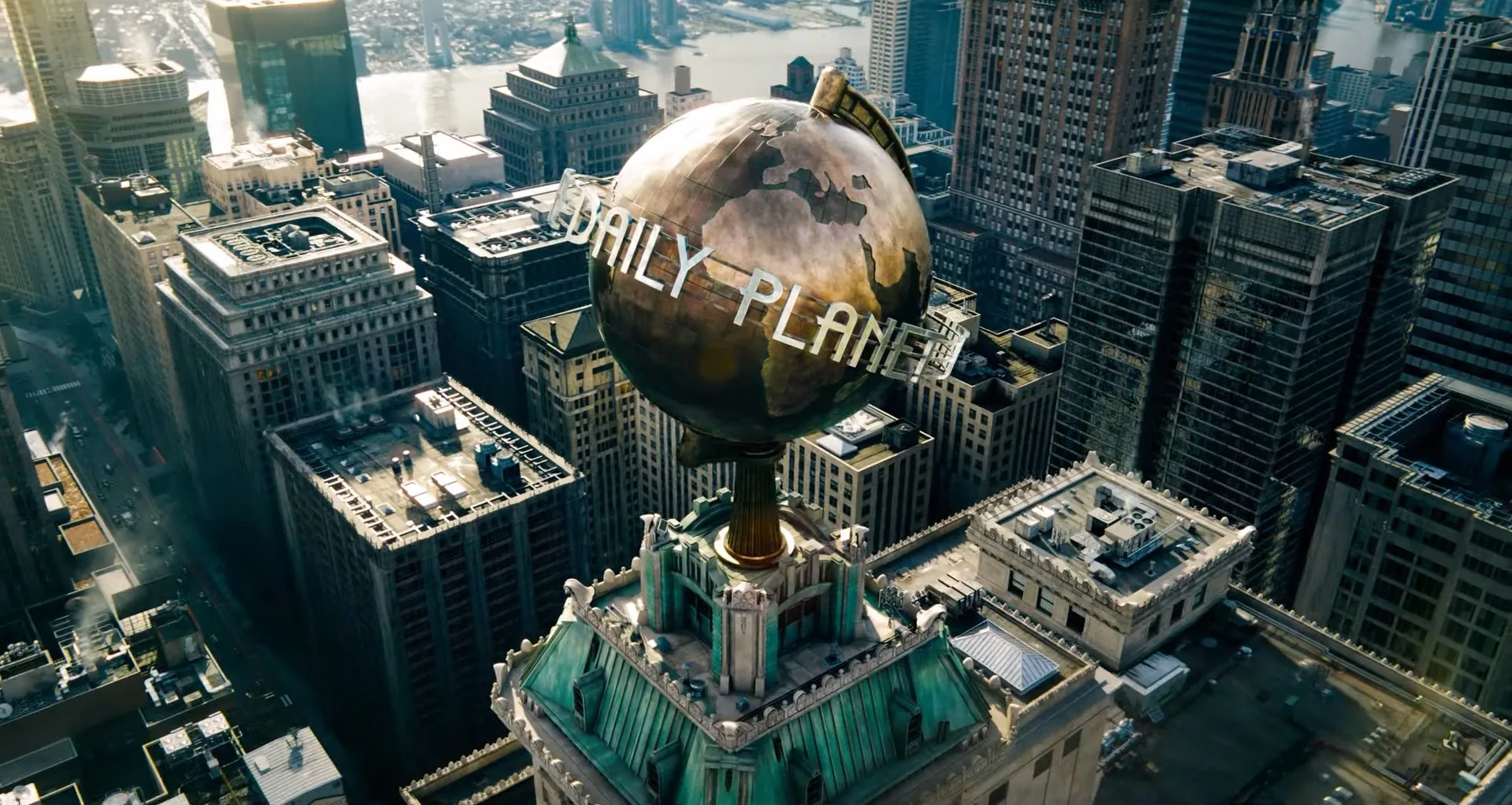 GfKu9AiWsAAHh3_ Superman | Trailer revela 12 detalhes imperdíveis; confira