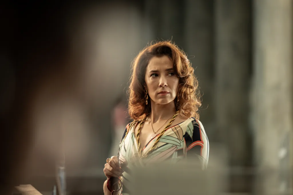 PDO_EP02_AEROPORTO_LauraCampanella_0015-1024x683 Crítica - Ângela Diniz: Assassinada e Condenada (HBO Max)