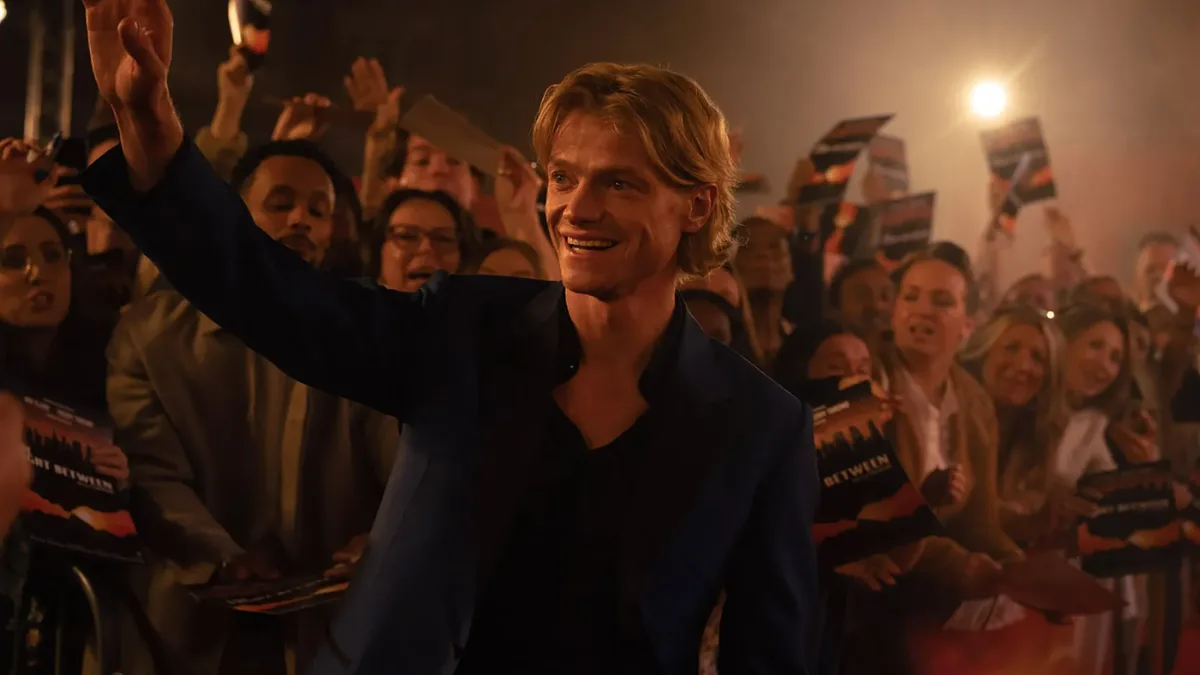 DC Studios Aposta no Body Horror R-Rated com o Filme do Cara de Barro