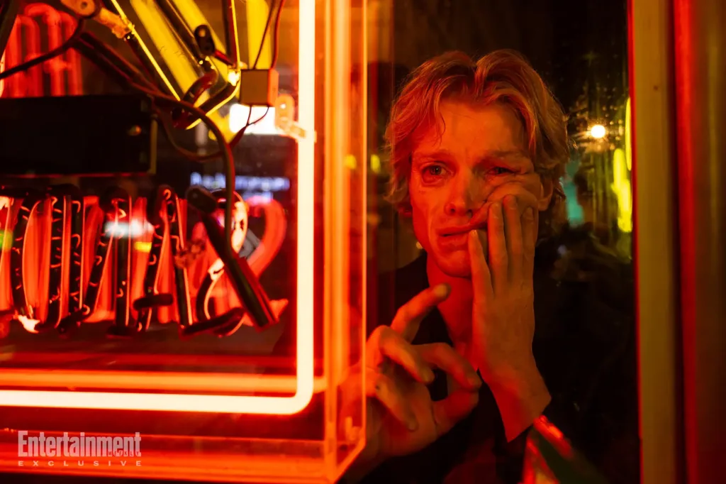 image-12-1024x682 DC Studios Aposta no Body Horror R-Rated com o Filme do Cara de Barro